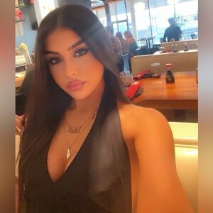 Meet your Posher, Diana